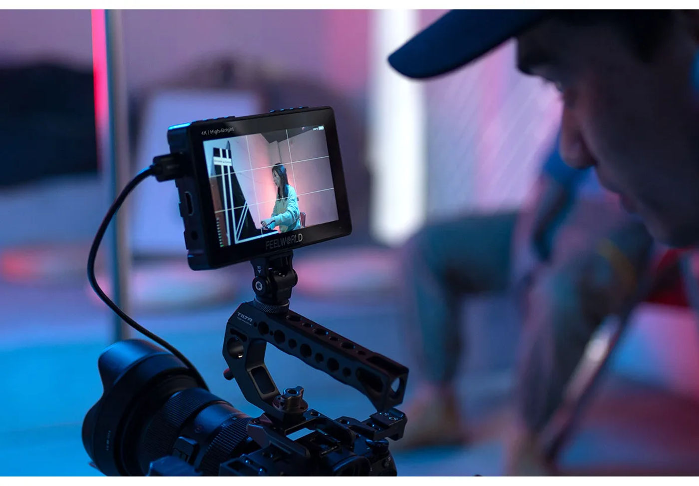 Description Picture 4 of itemDo Brasil DFEELWORLD F5 PROX 5.5" 1600nit High Bright Full HD IPS Panel Touch Screen DSLR Camera Field Monitor 4K HDMI 3D LUTs