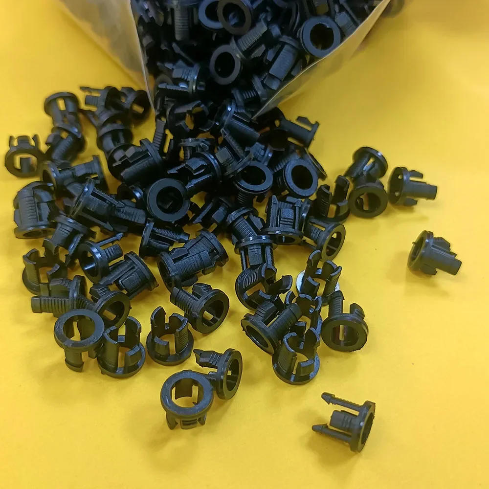 Description Picture 4 of item5mm LED Holder Socket Clip Bezel Light Emitting Diode Lamp Base Cover Plastic Display Mount Panel Blub Wire Prewired Cup Case