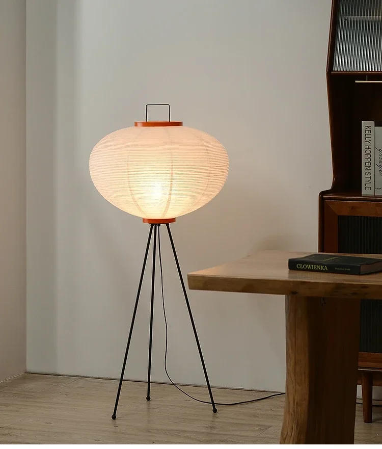 Description Picture 4 of itemJapanese-style Noguchi Isamu Tea Room Rice Paper Floor Lamp Hotel Bedroom Study Home Decorate Surprised Style Design Table Lamps