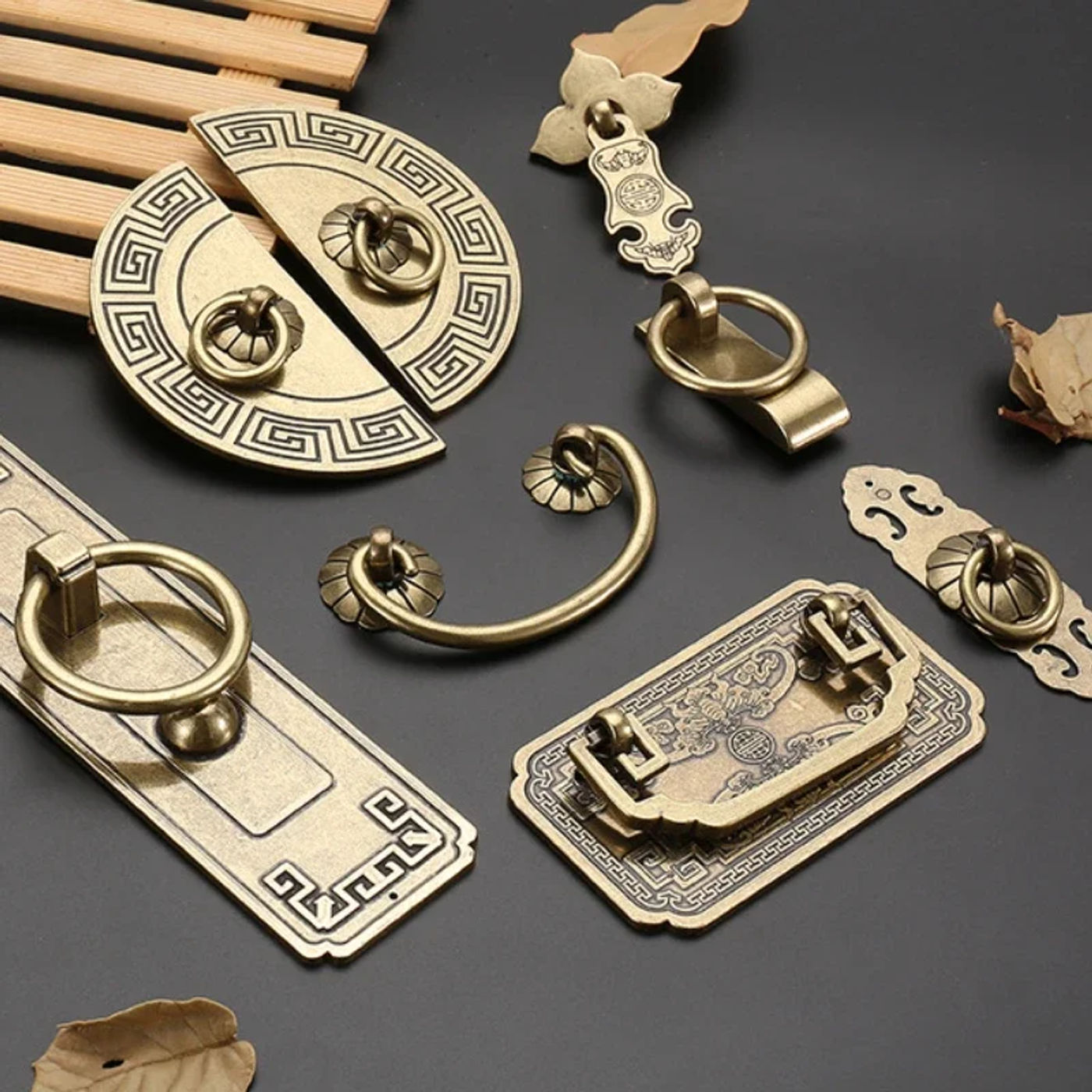 Slide a08f5b7a6725477d9682873852d63ce0