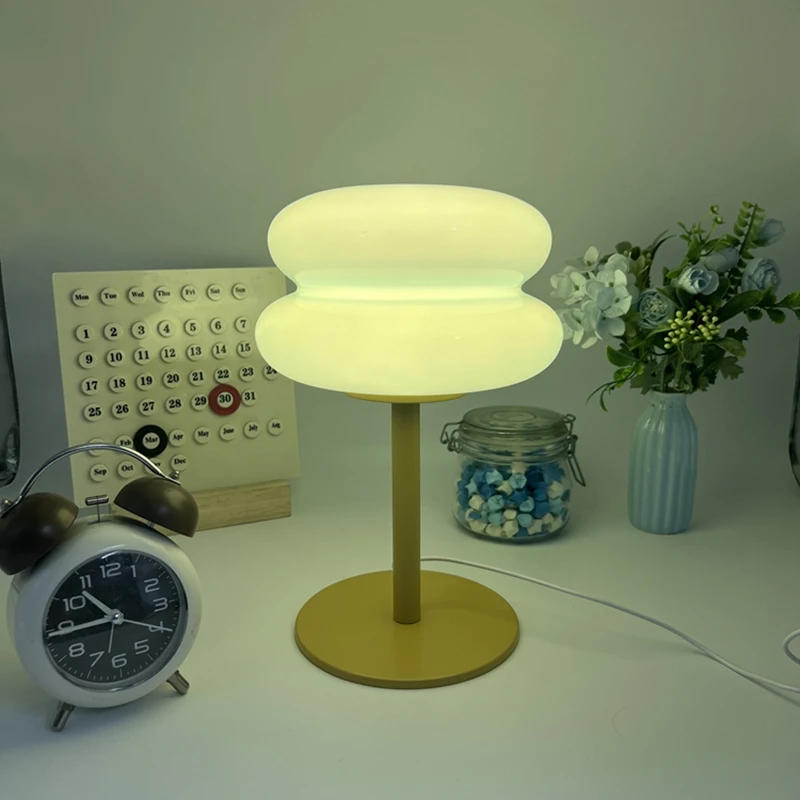 Description Picture 4 of itemLtalian Designer Bedroom Decoration Glass Egg Night Light Bedside Table Lamp Lights for Room Home Interior Decoration Led Desk