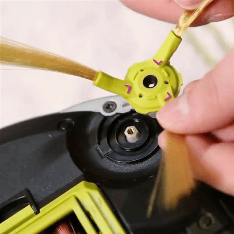 Description Picture 6 of itemB06B-2 PCS Side Brush Plastic Vacuum Cleaner Parts For  Hom Bot VR6680TAR VR6640LV Vacuum Robot Replacement Accessories