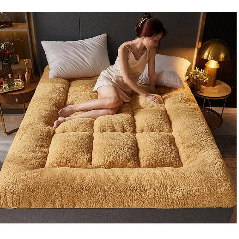 Description Picture 5 of itemWinter Warm Thick Mattress Upholstery High Quality Household Pad Quilt Tatami Floor Mattress Lamb Cashmere Mat
