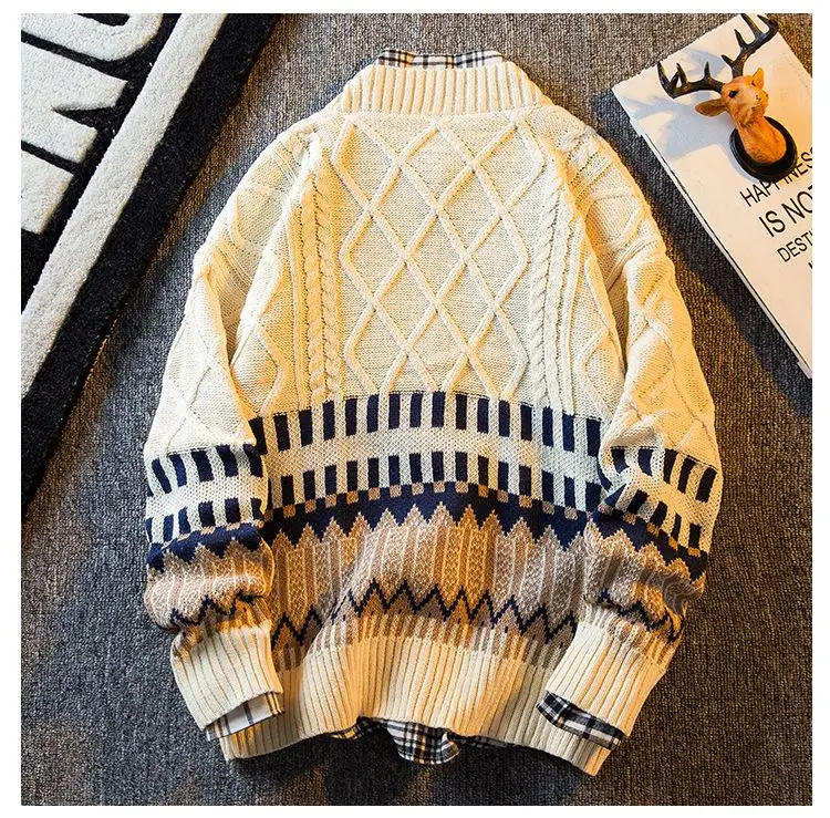 Description Picture 4 of itemAutumn Winter Handsome Rhombus V-neck Sweater Cardigans Men's Loose and Handsome Casual Knitted Cardigan Jackets Male Clothes