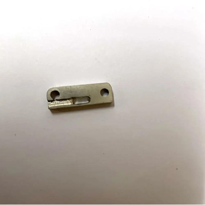 Description Picture 3 of itemIndustrial Sewing Machine Spare Parts 91-150868-24 Single Needle Small Plate For Automatic 591