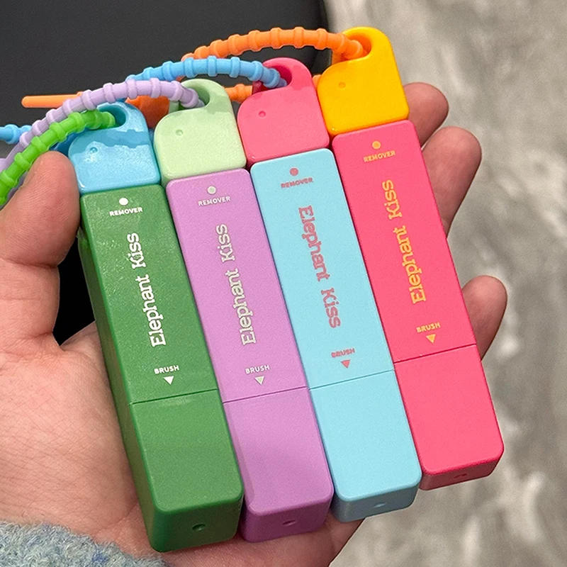 Description Picture 3 of item12ML Stain Remover Pen For Clothes And Fabric, Portable Instant Stain Remover, Water-free Degreasing Pen For Emergency Use