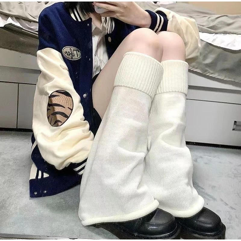 Description Picture 4 of itemNew Japanese Long Student White Jk Kawaii Leg Cover Fashion Girls Calf Gaiters Harajuku Cute Flared Knitted Leg Warmers