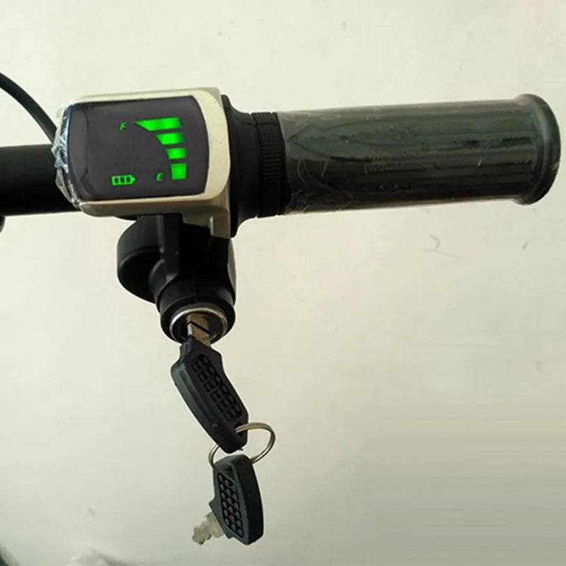 Description Picture 3 of itemBattery Voltage Display Throttle 36V Accelerator for E-bike/Electric Scooter Accessory Throttle Handlebar with LCD Display