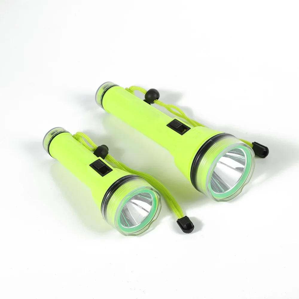 Description Picture 4 of item1 Pc Diving Flashlight Scuba Dive Light High Lumen Underwater Flashlights Submersible Lights Dive Torch for Diving
