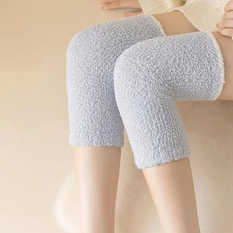 Description Picture 6 of itemWomen Fur Warm Knee Pads Winter Coral Fleece Thick Soft Leg Arthritis Kneepad Knee Warmer Running Knee Protector Long Socks