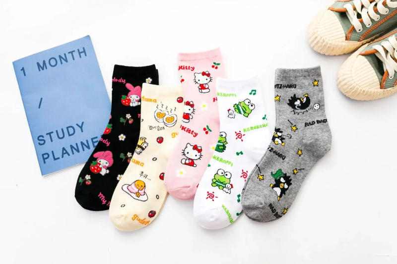 Description Picture 2 of item1pair Sanrio Socks Melody Cinnamoroll Women's Sweet Cartoon Hello Kitty Kirby Cute Kids Socks Girls Little Girl Socks