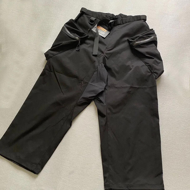 Description Picture 3 of itemNew Arrival COMFY Japanese 22ss Waterproof Big Pocket Pants Outdoor Men's Military Green Spring Summer Trousers