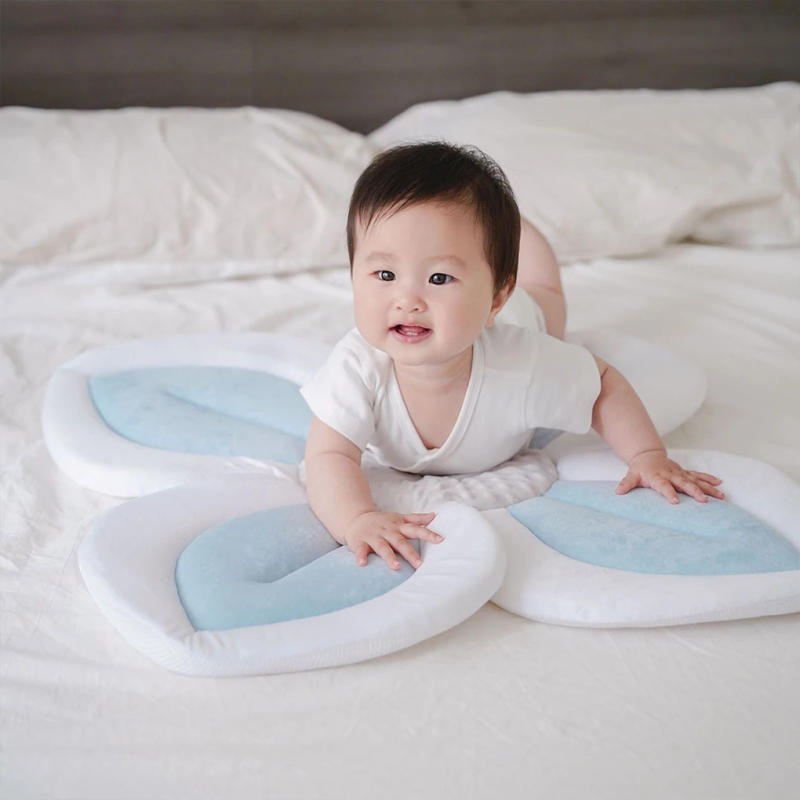 Description Picture 3 of itemBlooming Bath Lotus Baby Bath Seat For Babys Bathing Comfort Not Easily Deformed Baby Sink Bathtub Mat Cushion Safe Flower Seat