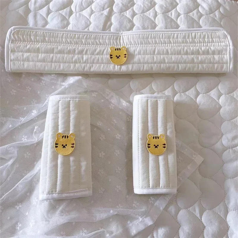 Description Picture 6 of item3pcs Baby Stroller Front Armrest Protective Cover Cotton Trolley Towel Children's Drool Towel Kids Seat Bib Stroller Accessories