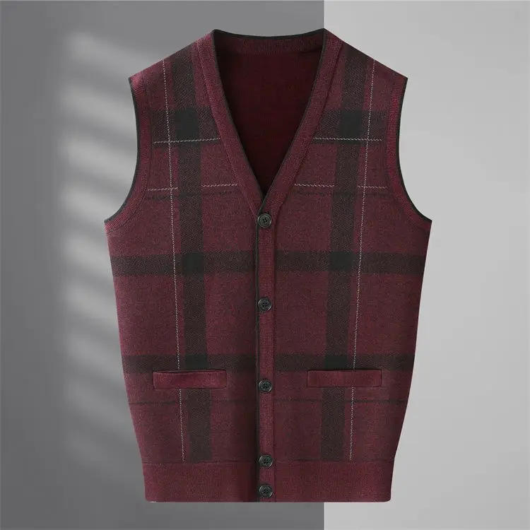 Description Picture 4 of itemTop Grade Wool Men Sweater Vest 2023 New Autumn and Winter Warm Fashion V-Neck Smart Casual Classic Knitted Plaid Vest A69
