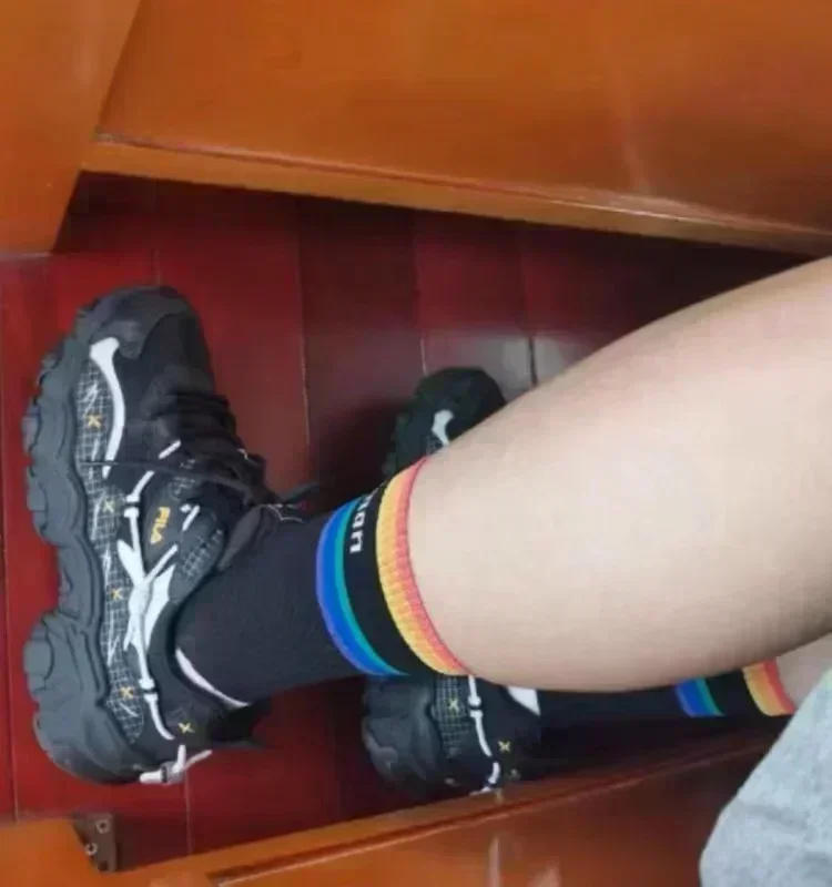 Description Picture 2 of itemLemon 2 Pairs Socks Mid-tube Yoga Rainbow Socks Men's And Women's Quick-drying Breathable Wicking Sports Running Stripe Socks