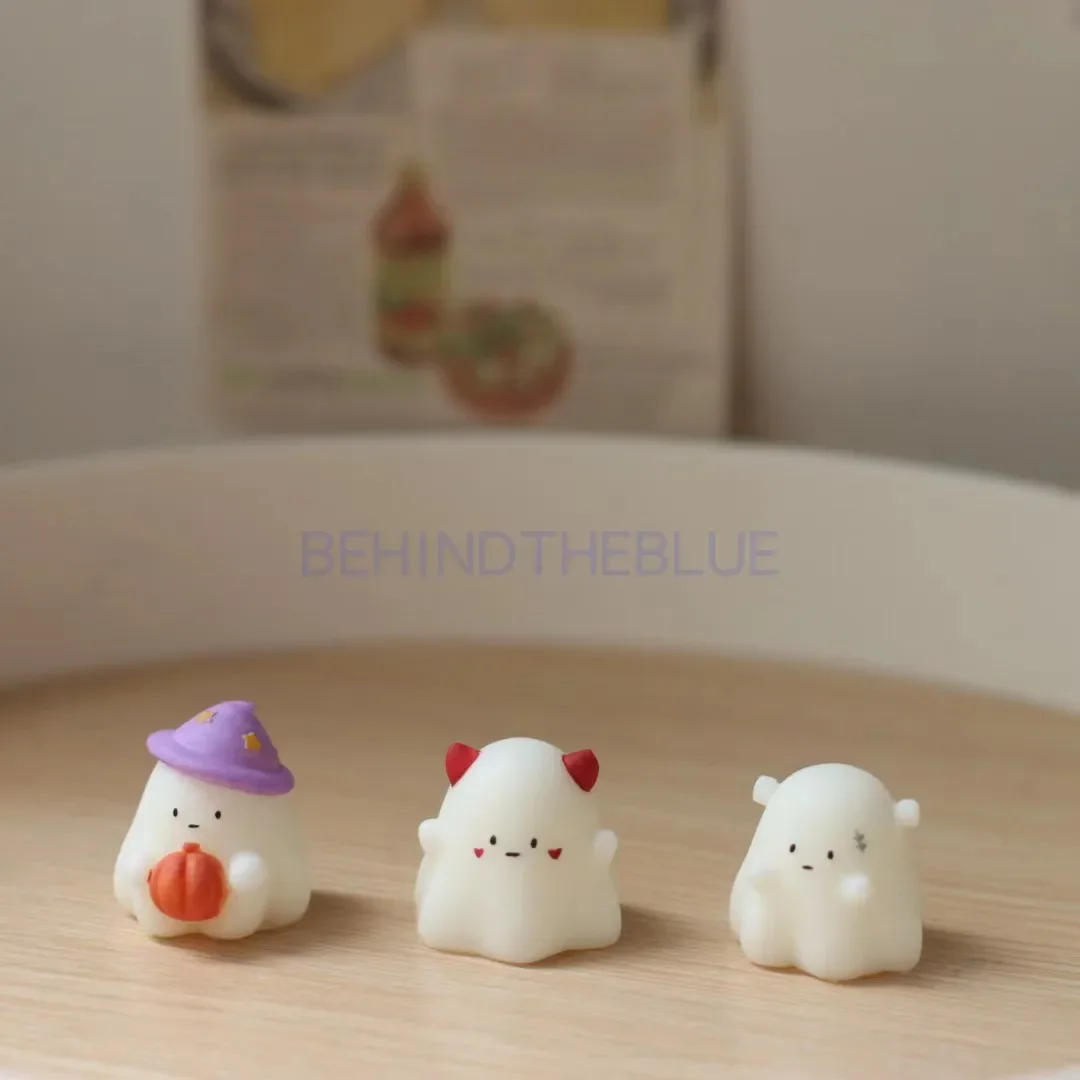 Description Picture 2 of itemHalloween Little Ghost Scented Candle Molds Halloween Chocolate Plaster Moulds Tea Wax Accessories Handmade Diy Silicone Mould