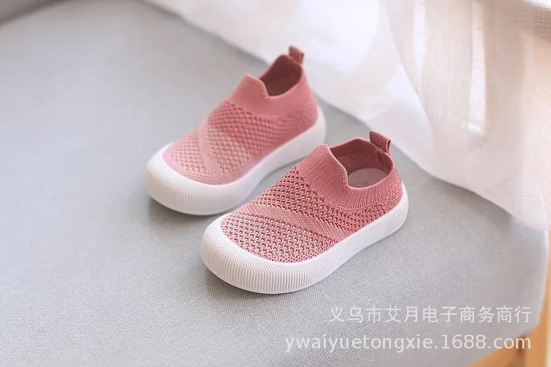 Description Picture 5 of itemBaby Sneakers Spring Autumn Toddler Slip-on Shoes Soft Breathable Baby Boy Girl Shoes Lightweight Little Kids Casual Sport Shoes