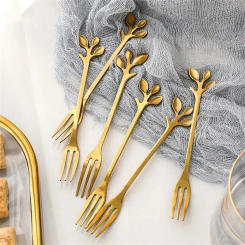 6Pcs Creative Stainless Steel Gold Flatware Fruit Fork Dinnerware Appetizer Snack Dessert Fork Kitchen Tableware Leaf Shape