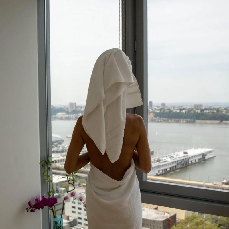 Description Picture 4 of itemMosobam Luxury Turkish Set of 2 Bath Towels 30X58 Seagrass Green 700 GSM Bamboo Viscose & Aegean Turkish Combed Cotton