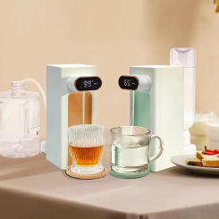 Portable drinking water dispensers Home appliances 2000W Smart hot water dispenser bottle pump Instant hot Mini water dispenser