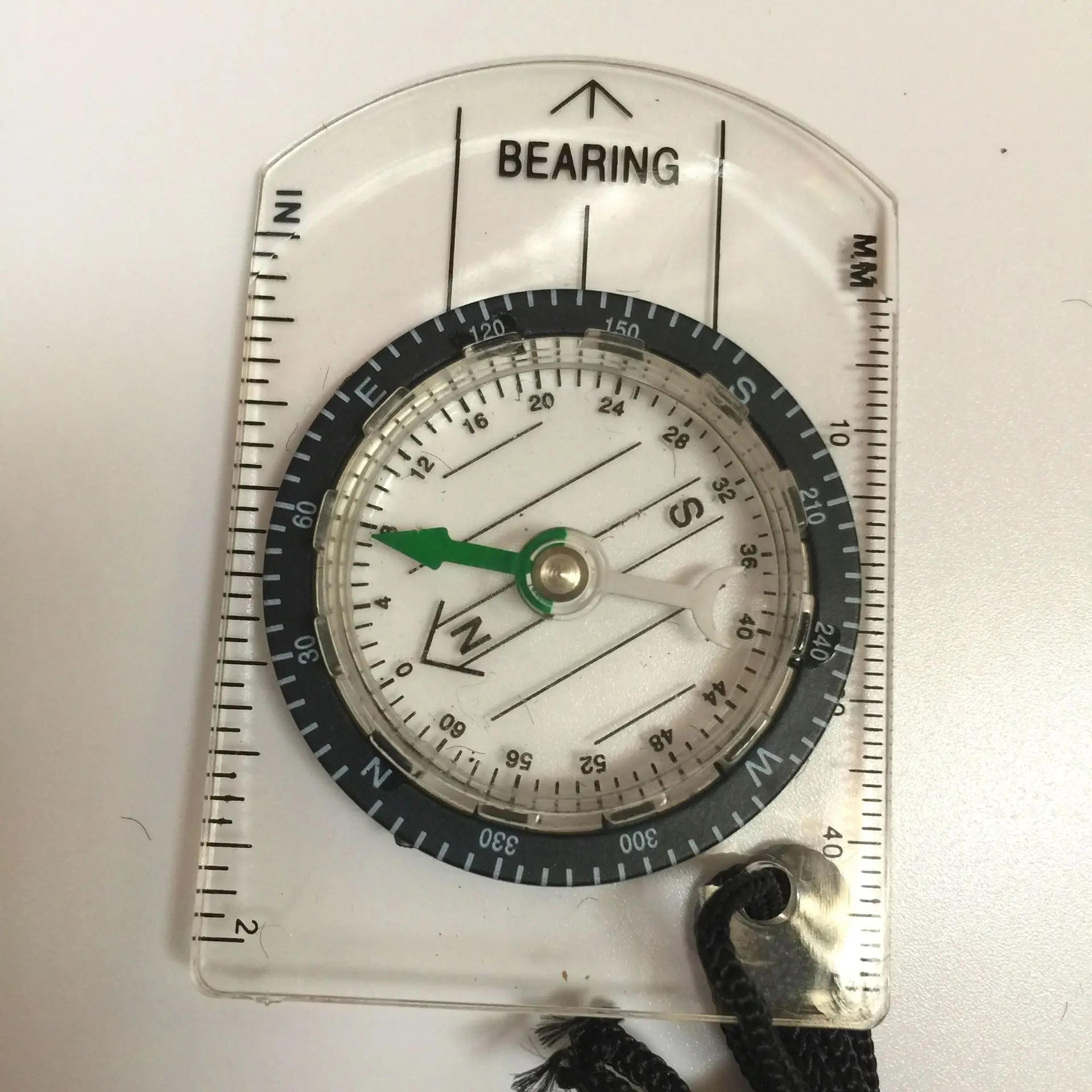 Description Picture 3 of itemOutdoor Camping Hiking Transparent Plastic Compass Compass Proportional Footprint Travel Military Compass Tools Travel Kits