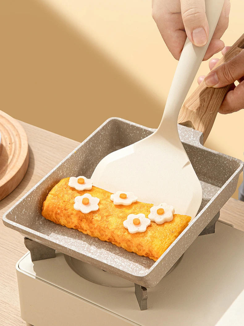 Description Picture 4 of itemSilicone Spatula Shovel Nonstick Fried Shovel Fish Spatula Nonstick Silicone Wide Flexible Turner Cookware Kitchen Tools