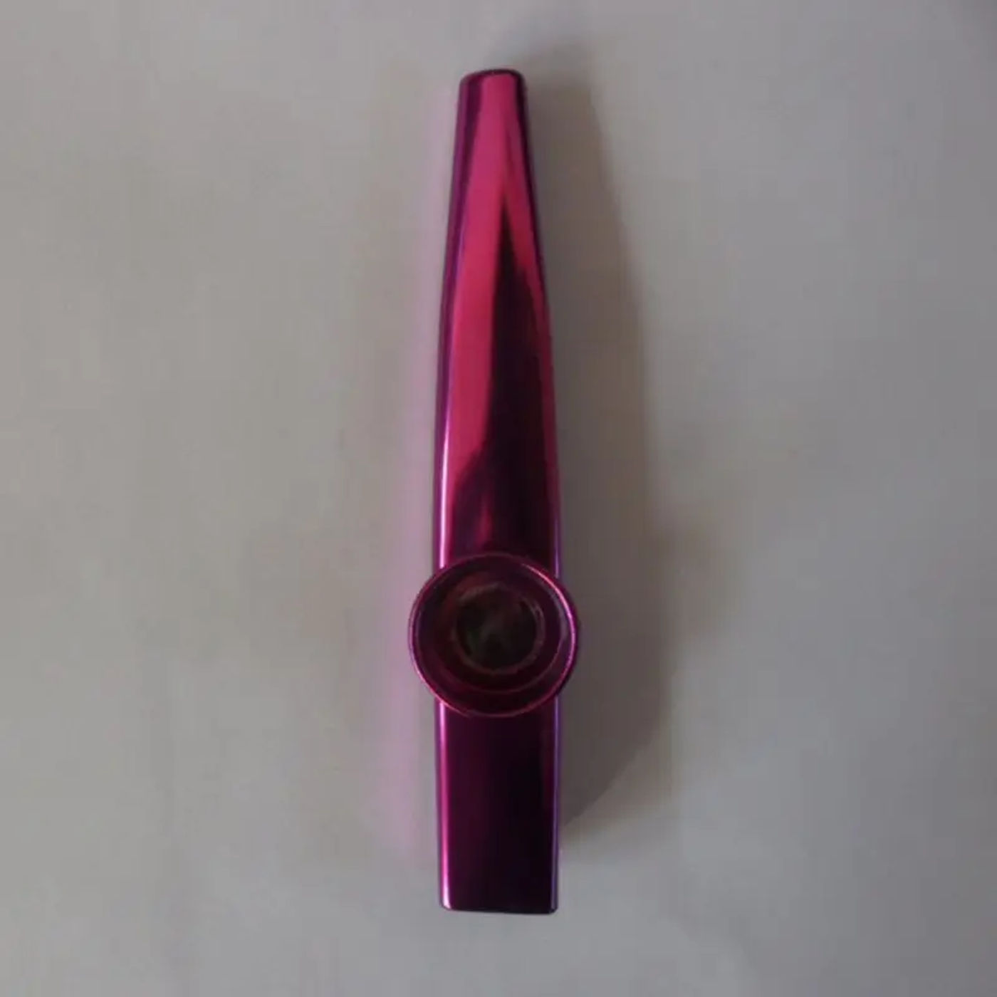 Description Picture 5 of item24 Pieces Metal Kazoos Multicolor Kazoo Musical Instrument Good Companion for Guitar, Ukulele, Violin, Piano Keyboard
