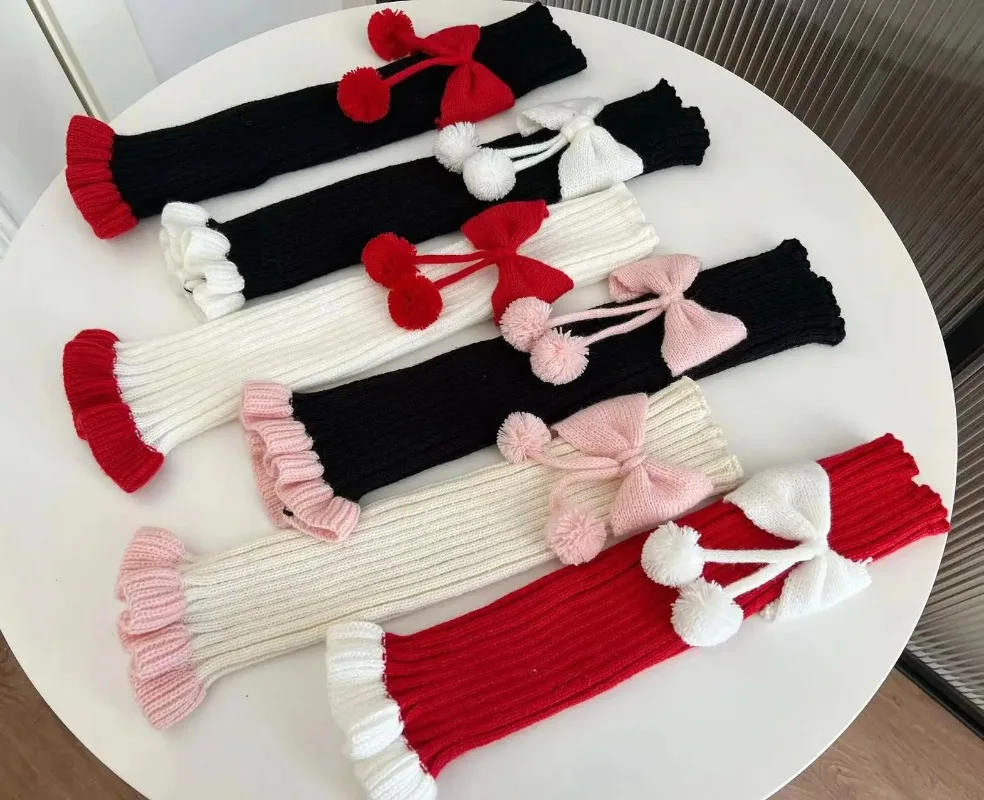 Description Picture 4 of itemHarajuku Y2k Girls Cute Bow Plush Ball Leg Warmers Socks Japanese Lolita Kawaii Sweet JK Pink Ruffles Knitted Warm Leg Cover