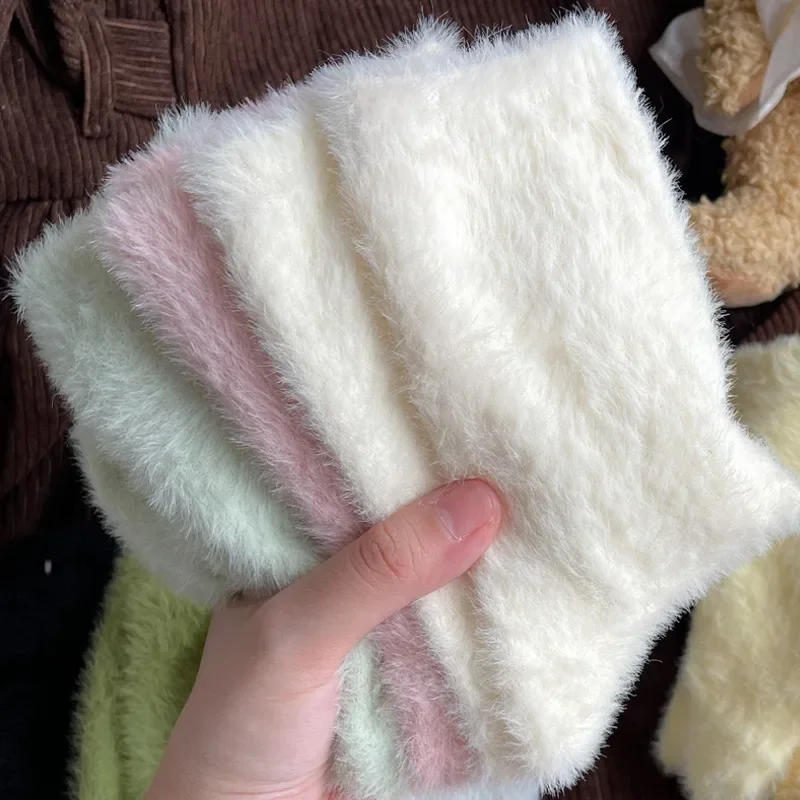 Description Picture 3 of itemNew Women Solid Cozy Mink Velvet Socks Winter Hosiery Thicken Warm Pure Color Sleep Bed Floor Home Fluffy Sock Harajuku