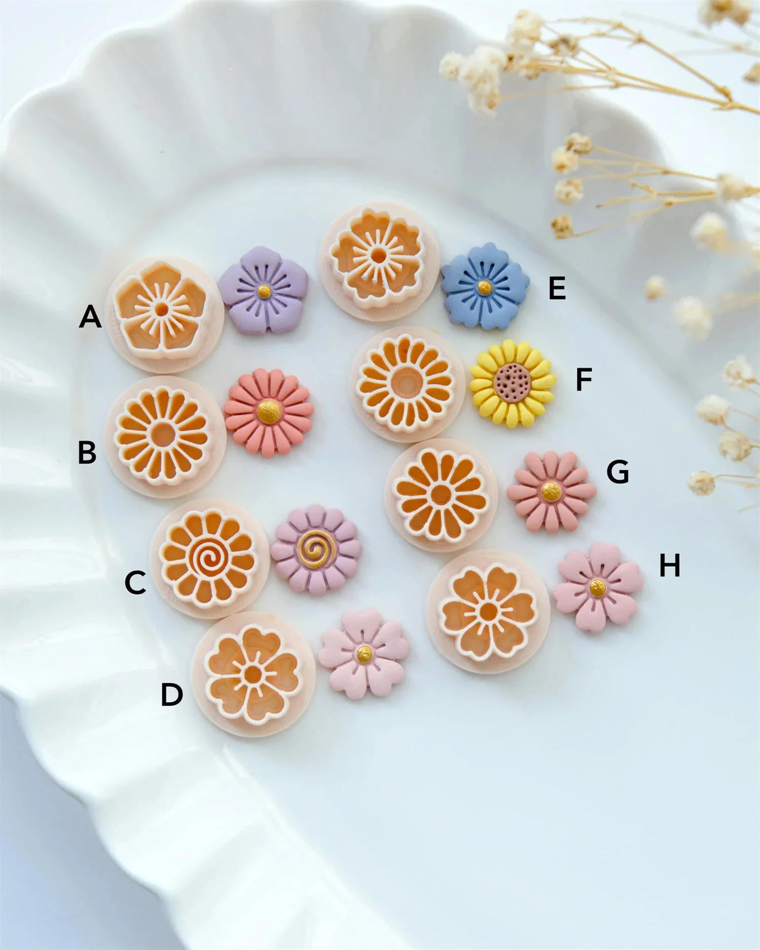 Description Picture 6 of itemDaisy Flower Earring Mold Polymer Clay Jewelry Pendants DIY Making Tools Soft Pottery Earrings Cutting Die 3D Clay Cutters