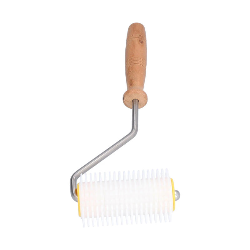 Description Picture 6 of itemHoney Roller Plastic Honey Uncapping Roller with Wooden Handle Beehive Extracting Roller Beekeeping Tool Uncapping Needle Roller