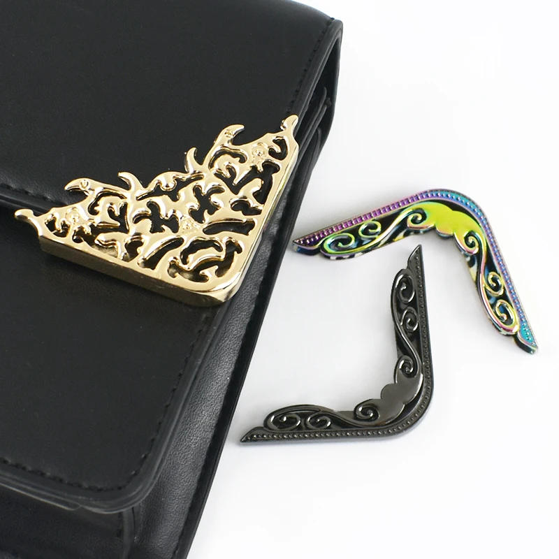 Description Picture 6 of item4/10Pcs Corner Protector Metal Buckles Scrapbooking Clip Buckle Bag Edge End Lock  Album Menu Cover Corners Clasp Decor Crafts