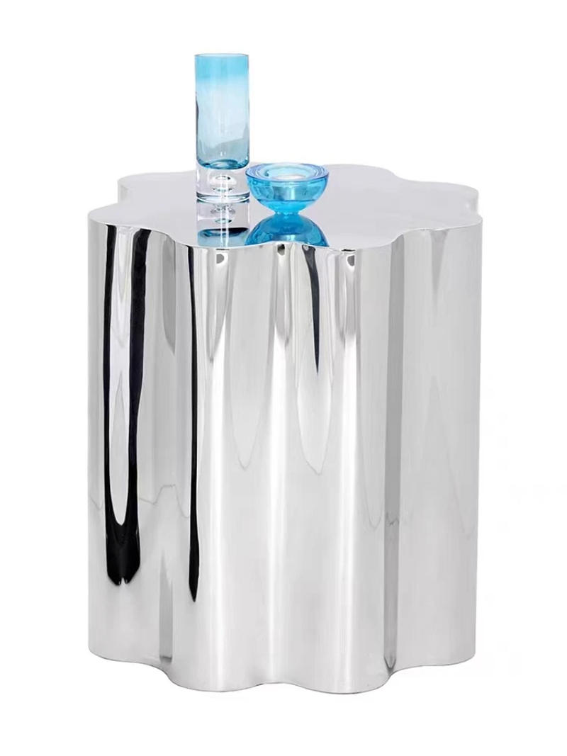 Description Picture 4 of itemLight Luxury Yunduojiao Italian Minimalist Modern Sofa Combination Living Room Special-shaped Coffee Table  Stainless Steel New