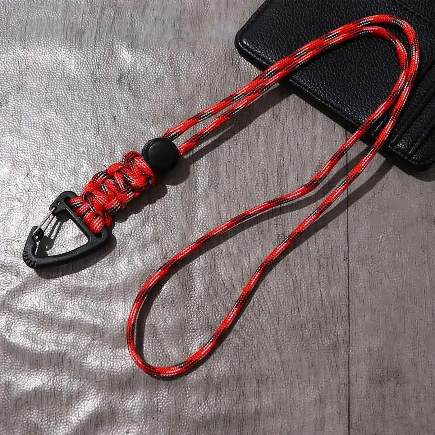 Description Picture 4 of item1Pcs 22/48cm 8Styles Paracord Keychain Braided Nylon Lanyard Metal Triangle Buckle High Strength Parachute Cord Carabiner