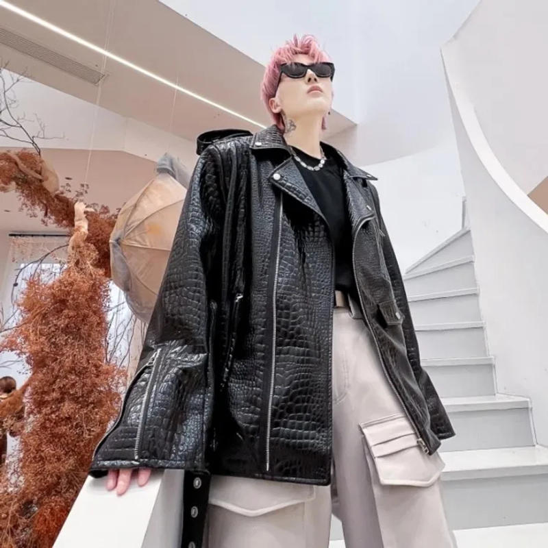 Description Picture 3 of itemHigh Street Men Autumn Loose Fit Crocodile Pattern Glossy Faux Leather Jacket Oversized Moto Biker Coat Punk Stage Show Outwear