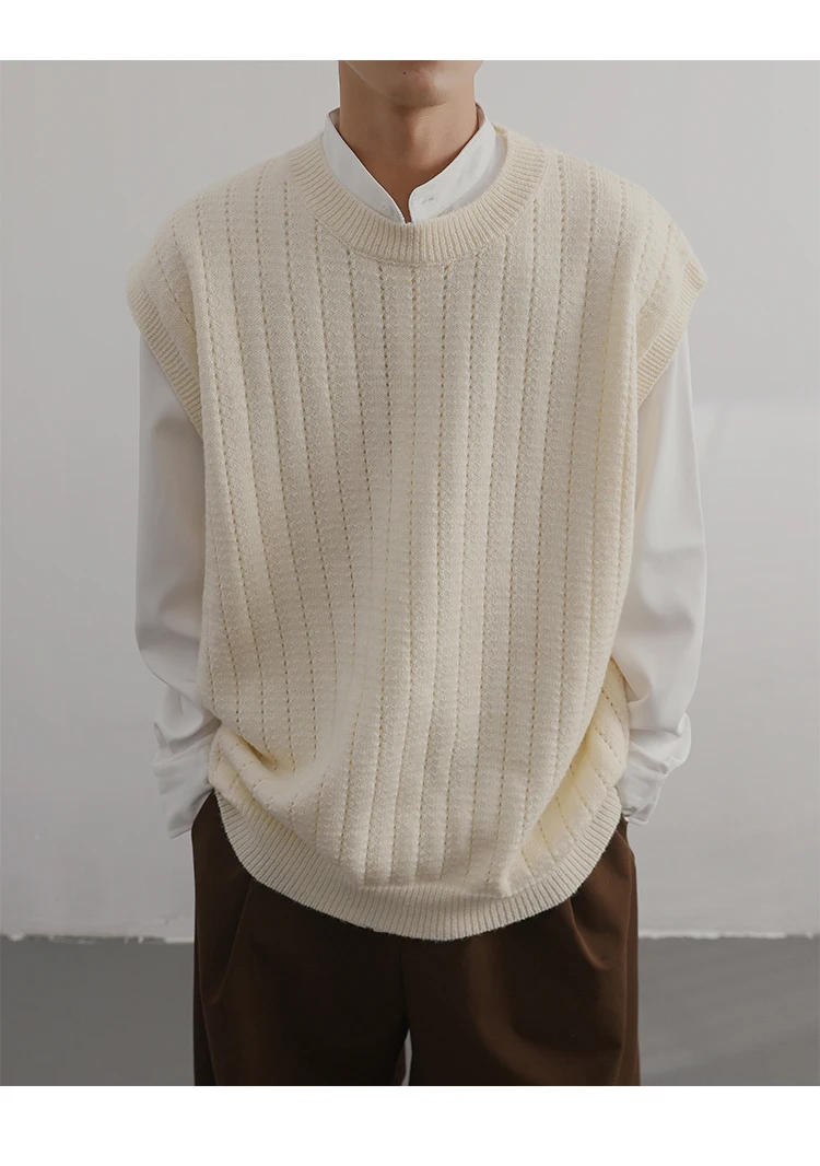 Description Picture 4 of itemSweater Vest Men O-neck Sleeveless Knitted Sweaters Vests Solid Retro Preppy-style Simple Chic Loose Casual All-match C117