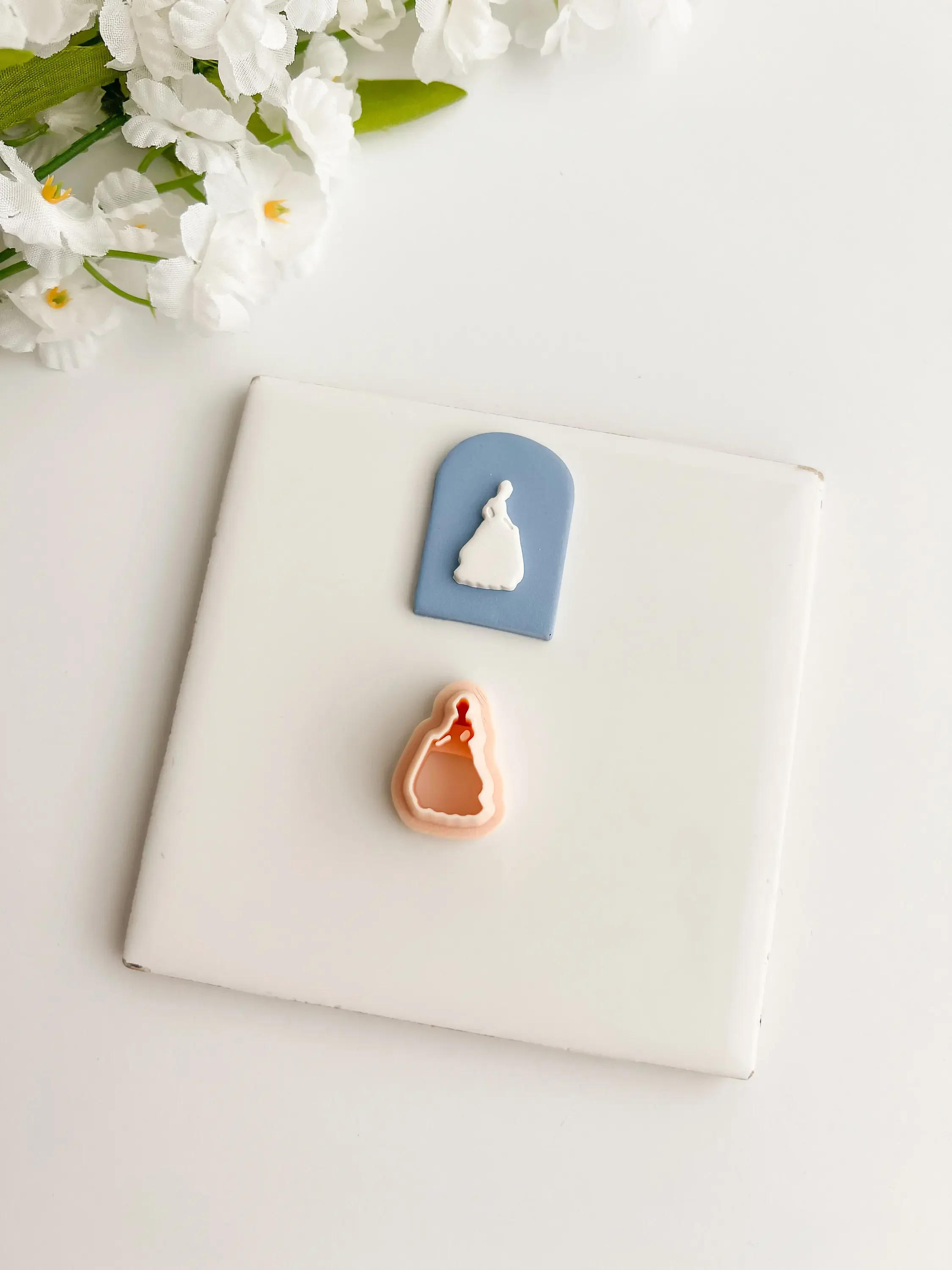 Description Picture 5 of itemPolymer Clay Earring Cutter DIY Princess Shoes Carriage Jewelry Pendant Clay Mold Soft Pottery Earrings Crafts Cutting Tools