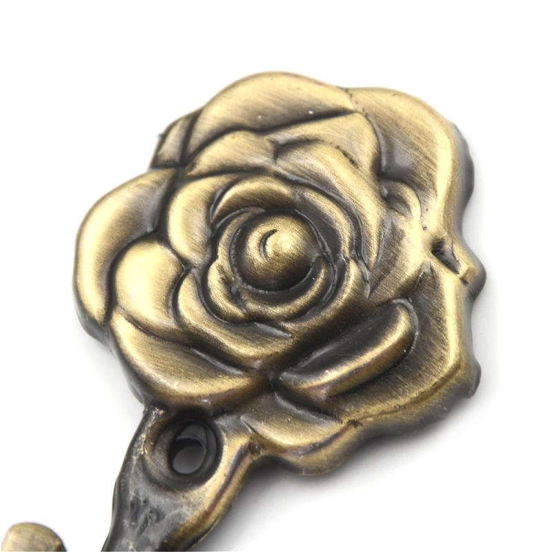 Description Picture 6 of item2pcs/set Rose Pattern Metal Curtain Hooks Home Wall Door Decorative Hook backs to hang up small items wall decoration