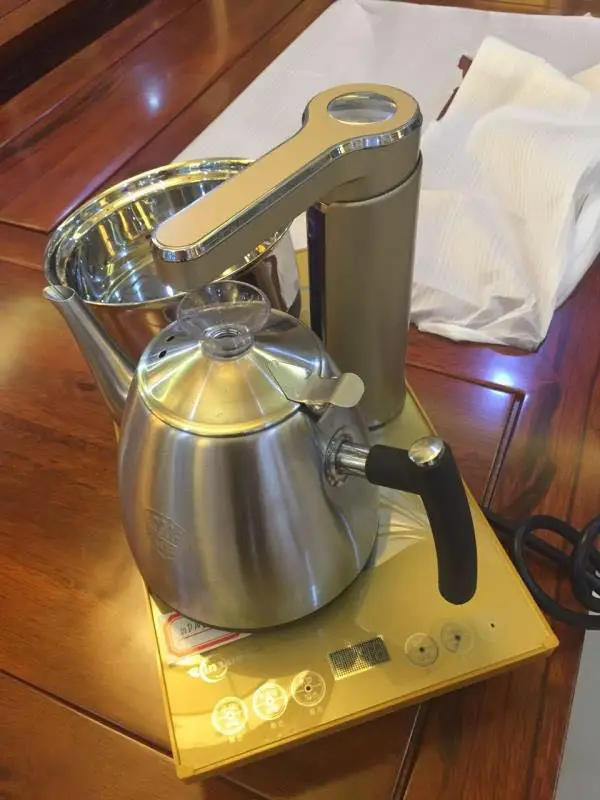 Description Picture 6 of itemSmall household appliances automatically load electric kettle electric tea stove kettle tea brewer