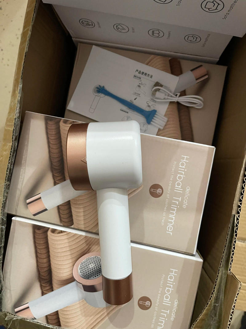 Description Picture 6 of itemFF179 2 in 1 USB Electric Rechargeable Clothes Fabric Shaver Lint Roller for Pet Hair Electric Lint Remover Clothes Shaver