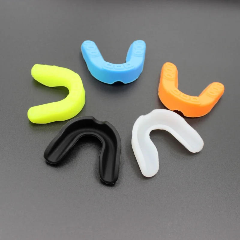 Description Picture 4 of itemProfessional Silica Gel Mouth Guard for Sports, Teeth Protector for Kids and Adults Ideal for Basketball Rugby Boxing and Karate