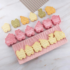 6Pcs/set Christmas Train Cookie Mold- Stamp Biscuit Mold- Cookie Cutter DIY Fondant Baking Mold- Cake Decoration Tools Bakeware