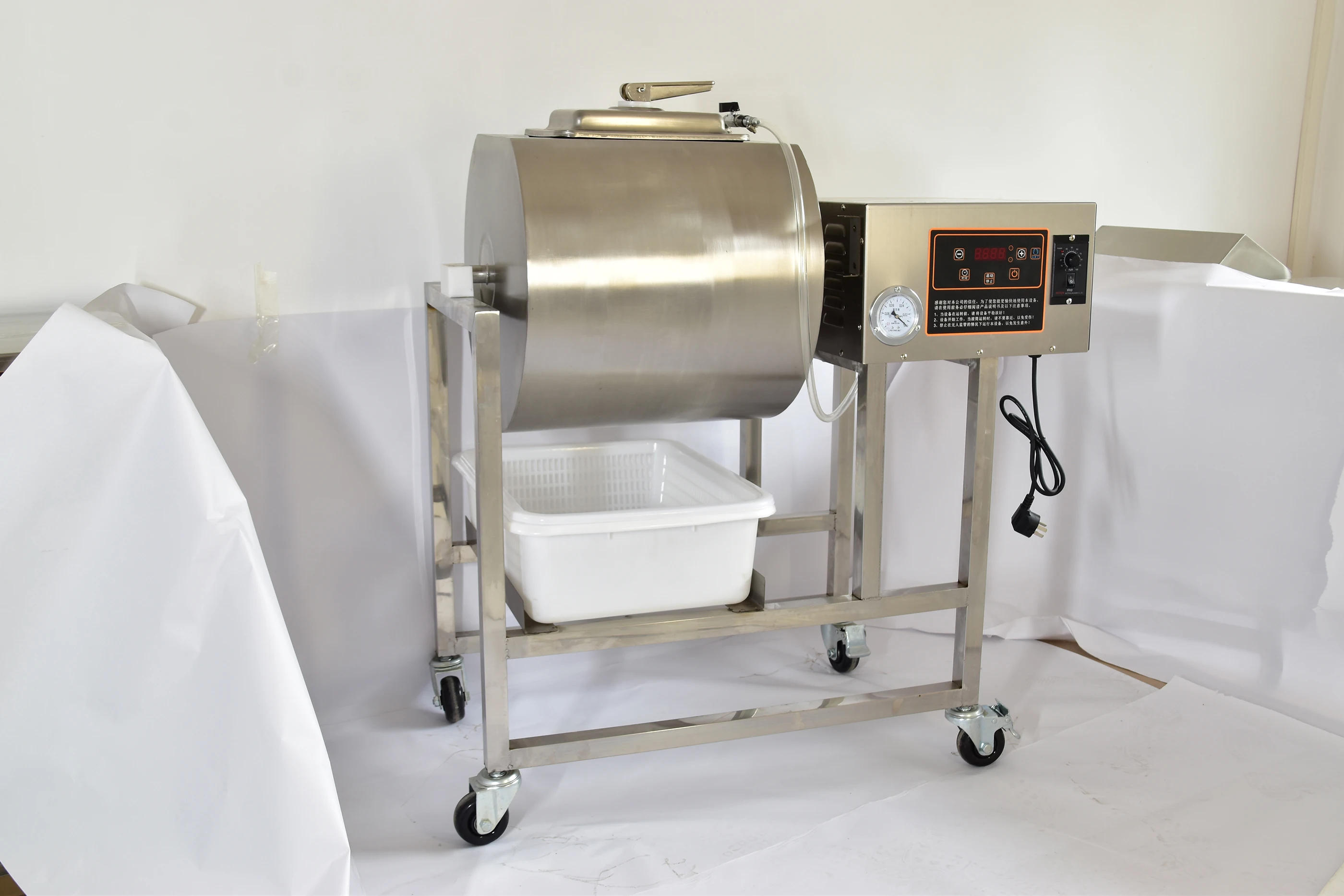 Description Picture 4 of itemCommercial Vacuum Tumbler Meat Food Chicken Grill Marinating Machine Marinated