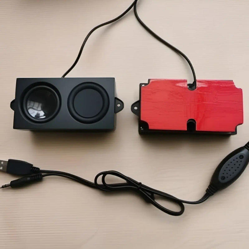 Description Picture 2 of itemAdhesive Computer Speaker Sticky Computer Speaker Hang Monitor Large Volume Subwoofer USB Audio Desktop Integrated Cable Speaker