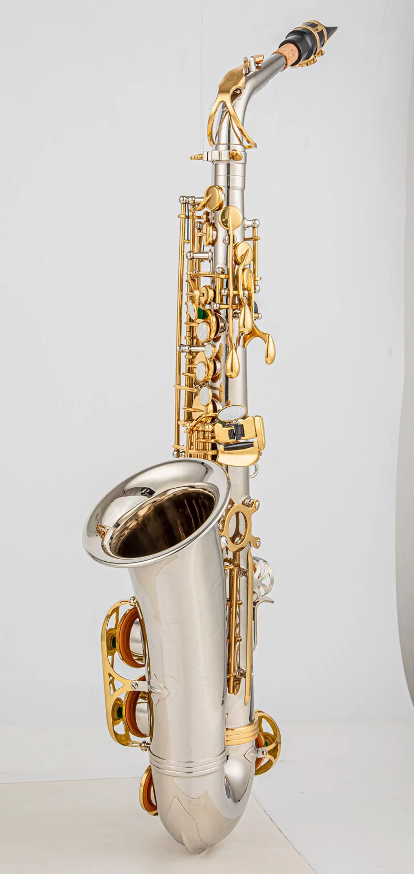 Description Picture 3 of itemJUPITER JAS-1100 New Arrival Alto Eb Tune Saxophone Brass Musical Instrument Gold Lacquer Sax With Case Mouthpiece Free Shipping
