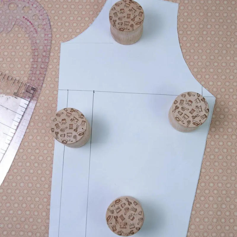 Description Picture 4 of itemRound Pattern Weights Round Wooden Cloth Pattern Weights Samples Cutting Weights For Sewing Accessories Dressmaking Cloth Weight