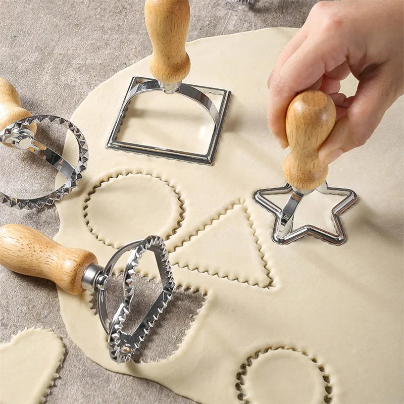 Description Picture 6 of itemManual Pasta Molds Home Ravioli Cutter Cookie Press Mold with Wooden Handle Kitchen Baking Tool for Dumplings Lasagna Pierogi
