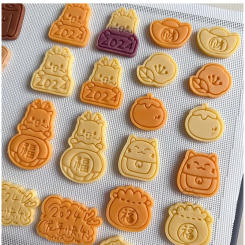 2024 Chinese Spring Festival Cartoon Dragon New Year Cookie Cutter Fortune Blessing Biscuit Stamp Pastry Dessert Baking Molds