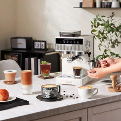 Coffee machine Semi-automatic home hot and cold double extraction grinding one espresso machine home appliance coffee maker
